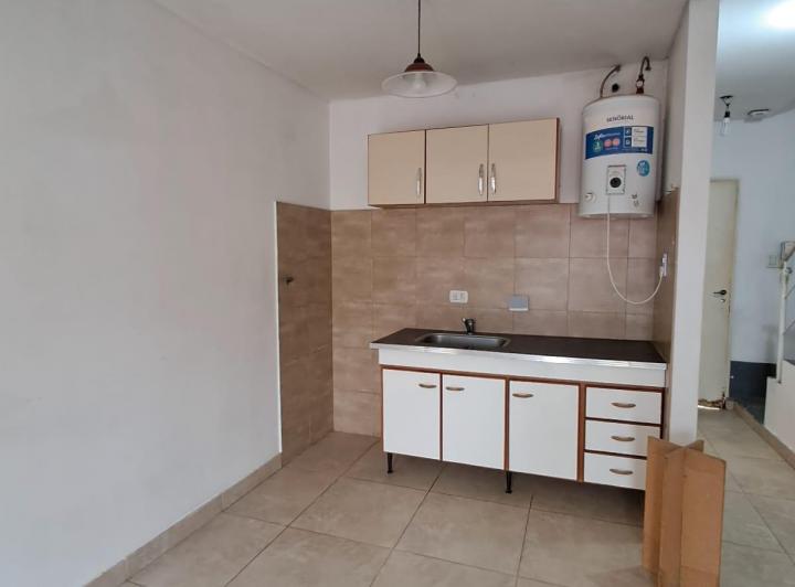  ALQUILER DEPARTAMENTO 3 AMBIENTES, URIBURU E ILLANES, EZPELETA, QUILMES 1