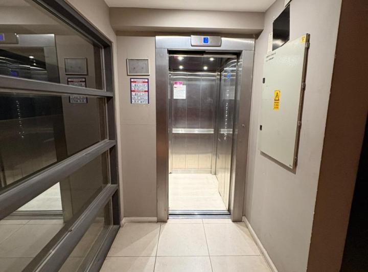 Hermoso Departamento en Edificio. 4