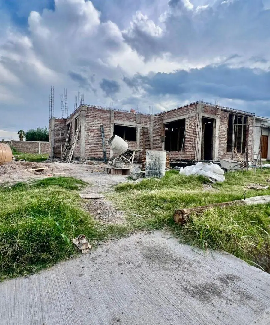 Casa EN CONSTRUCCIÓN - Barrio Privado VILLA OLIVOS 4