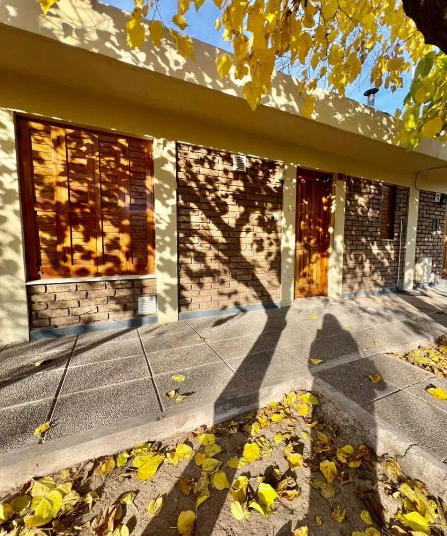 Casa en Alquiler - Dorrego, Guaymallen 1