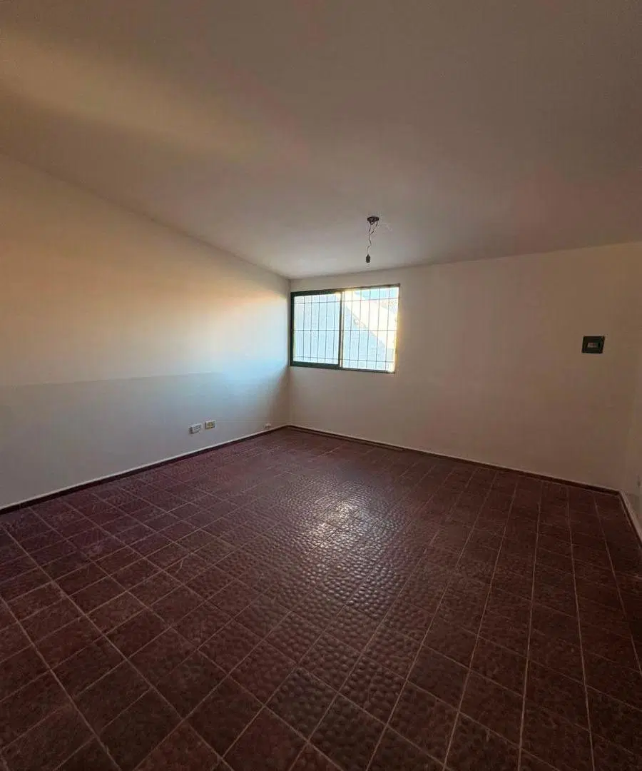 Casa en Alquiler 3 Dormitorios con Cochera | Barrio Cementista 4