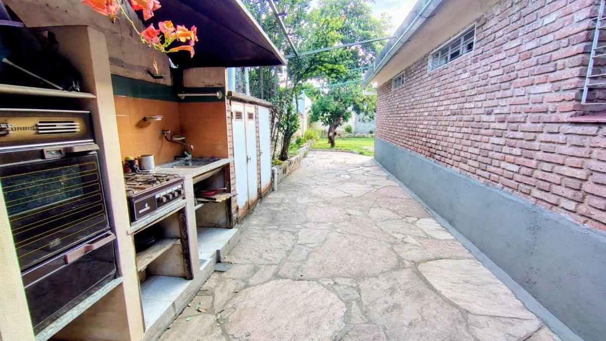 Venta casa 3 dormitorios Villa Centenario