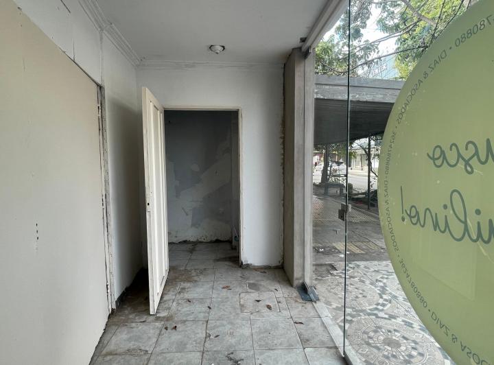 Alquiler | Local comercial 250 M2 3