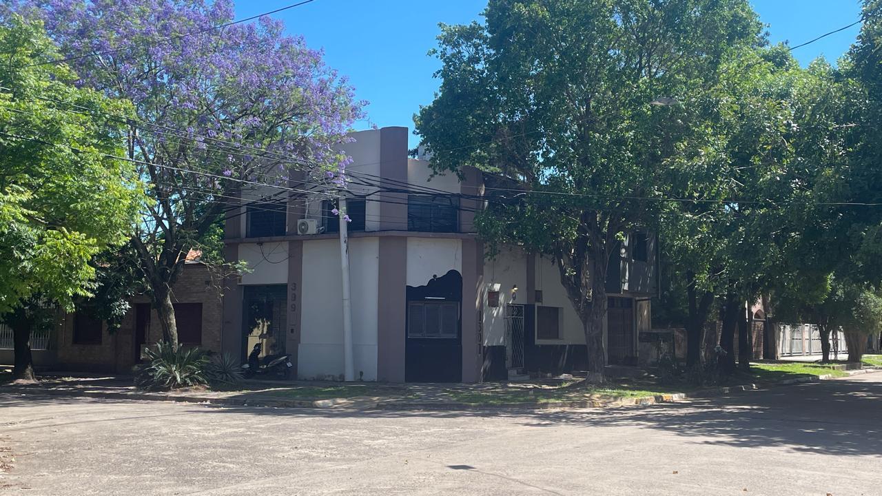 Venta | Conjunto de oficinas sobre esquina.