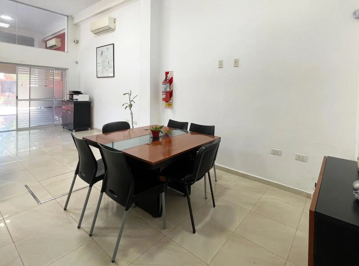 Venta | Importante Inmueble :Oficinas, Residencia y Proyecto en Altura 4