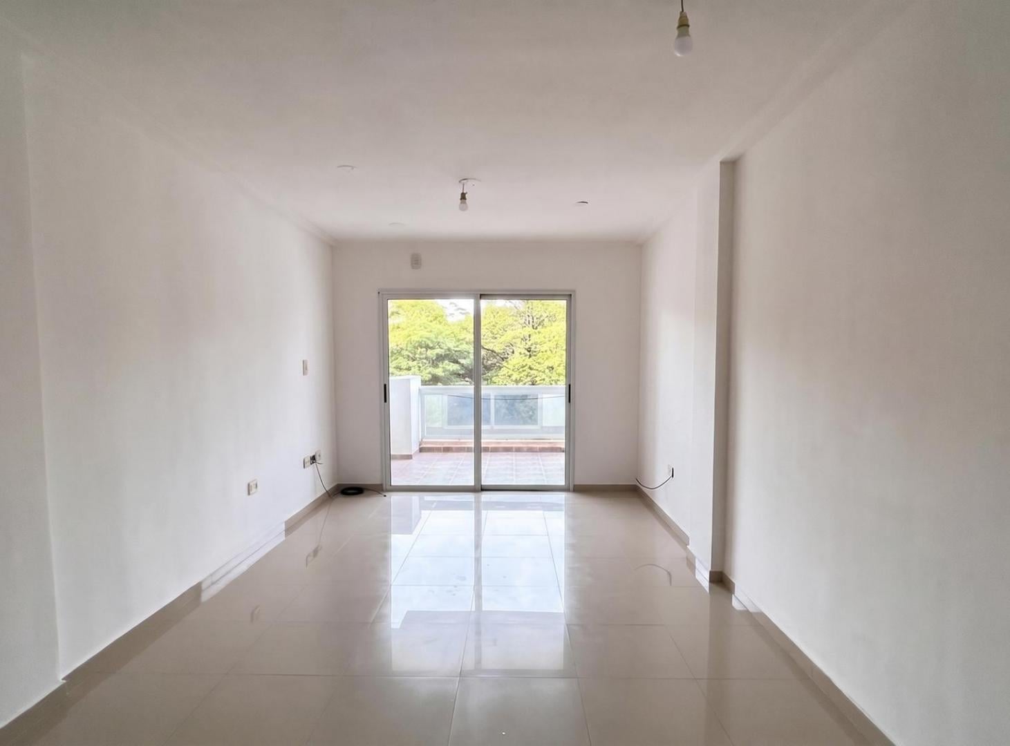 Alquiler | Departamento de 2D con cochera | Zona Centro