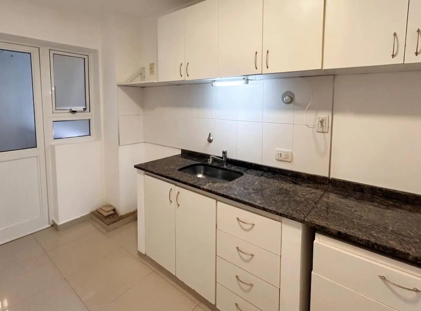 Alquiler | Departamento de 2D con cochera | Zona Centro 1