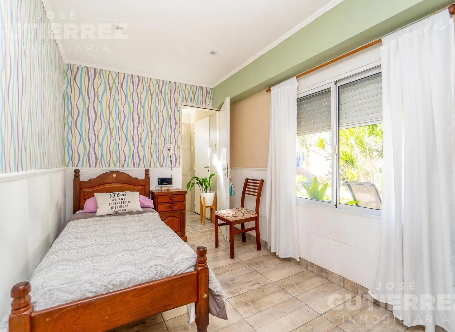 Casa en venta barrio Villa Rosas excelente estado 2