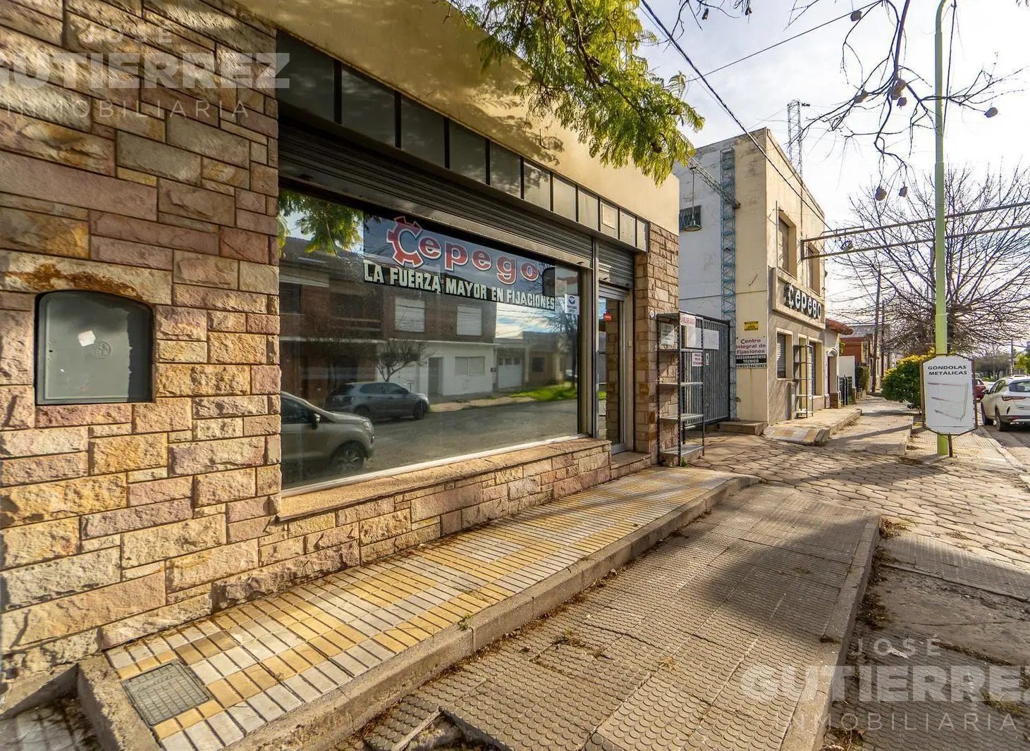 Locales comerciales con galpón en Barrio Pacífico, Bahía Blanca 2