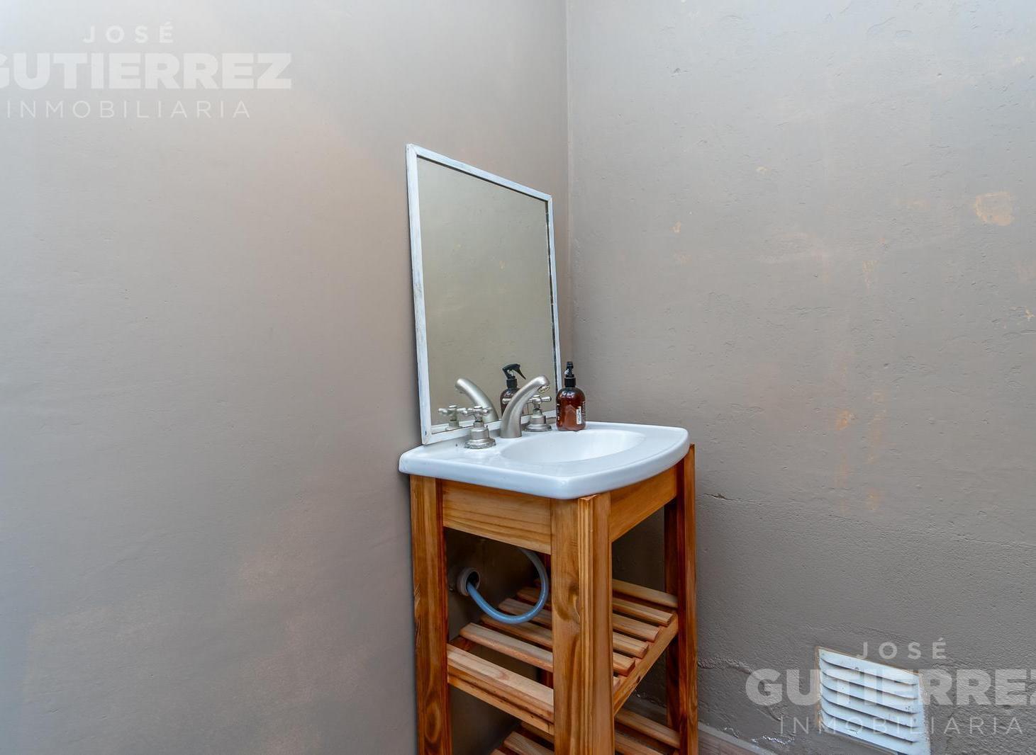 Foto de Casa 2 dormitorios- amplio patio arbolado, imagen 4