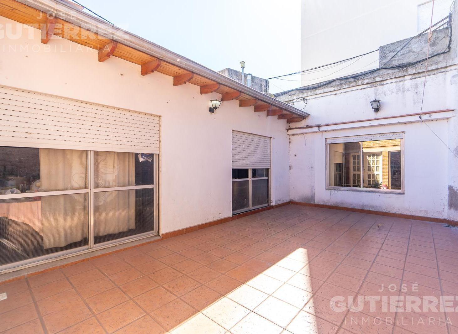 Foto de Casa interna con patio, imagen 1