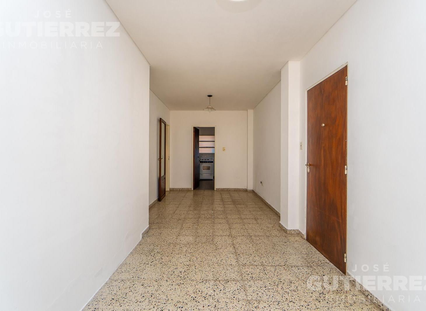 Foto de Departamento en PB en venta apto crédito Centro de Bahía Blanca, con, imagen 2