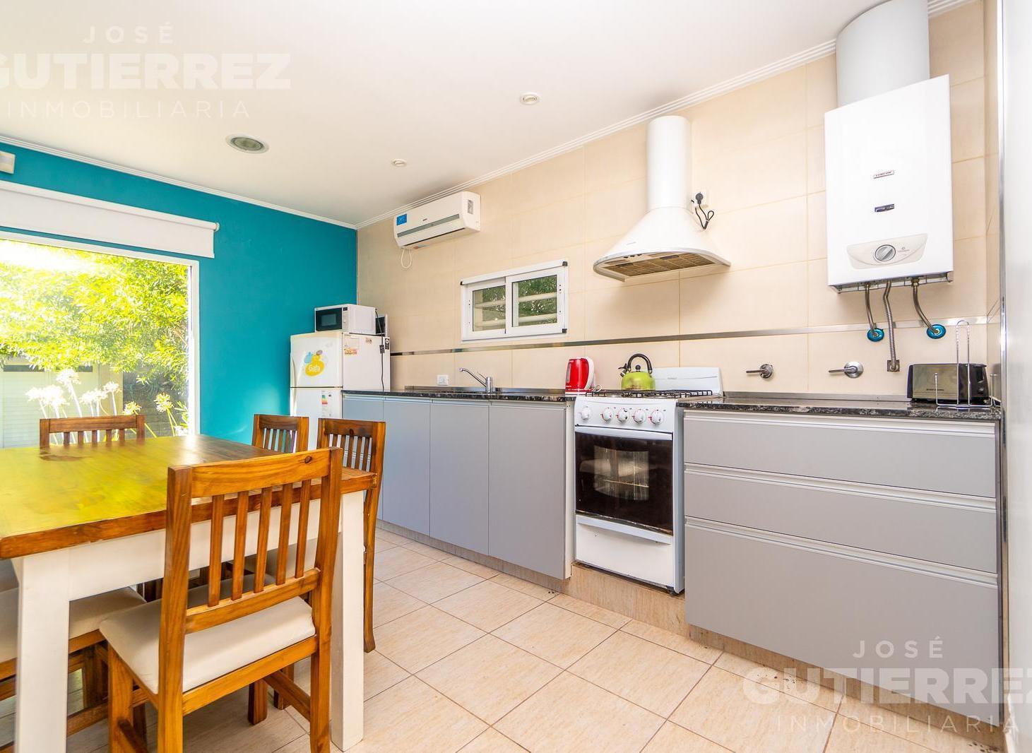Foto de 2 Casas en venta en Monte Hermoso del Este, imagen 3