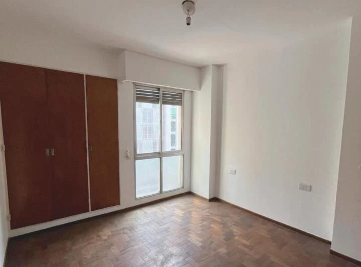 EN VENTA Dpto 2 Dorm Pleno Centro 2