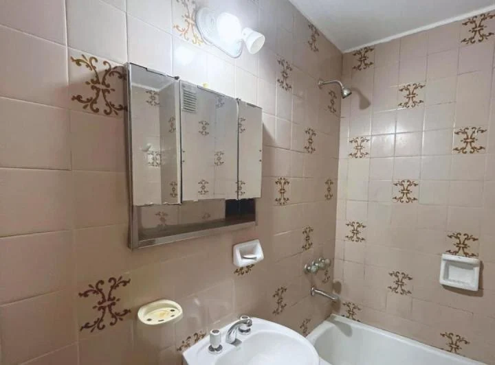 EN VENTA Dpto 2 Dorm Pleno Centro 5