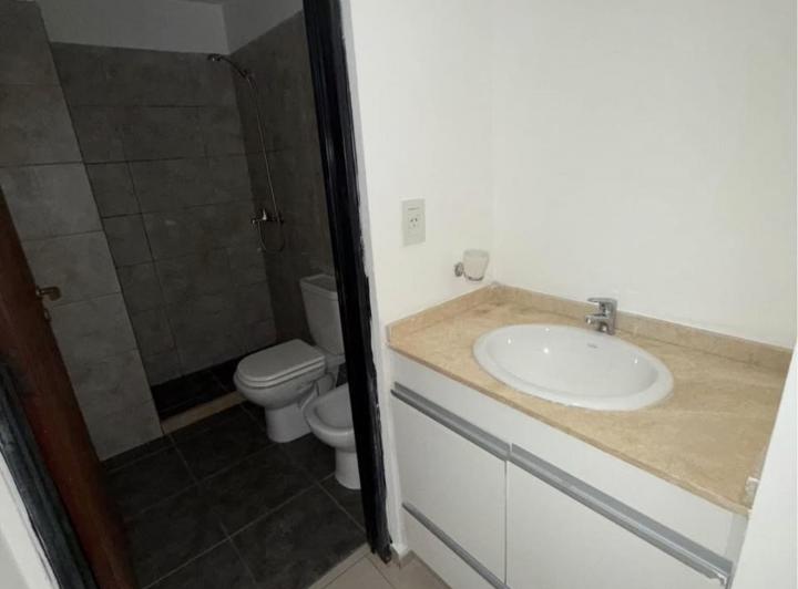 ALQUILO DEPTO 2 DORM /NUEVO, CÉNTRICO/ A UNA CUADRA DE JEFATURA! 5