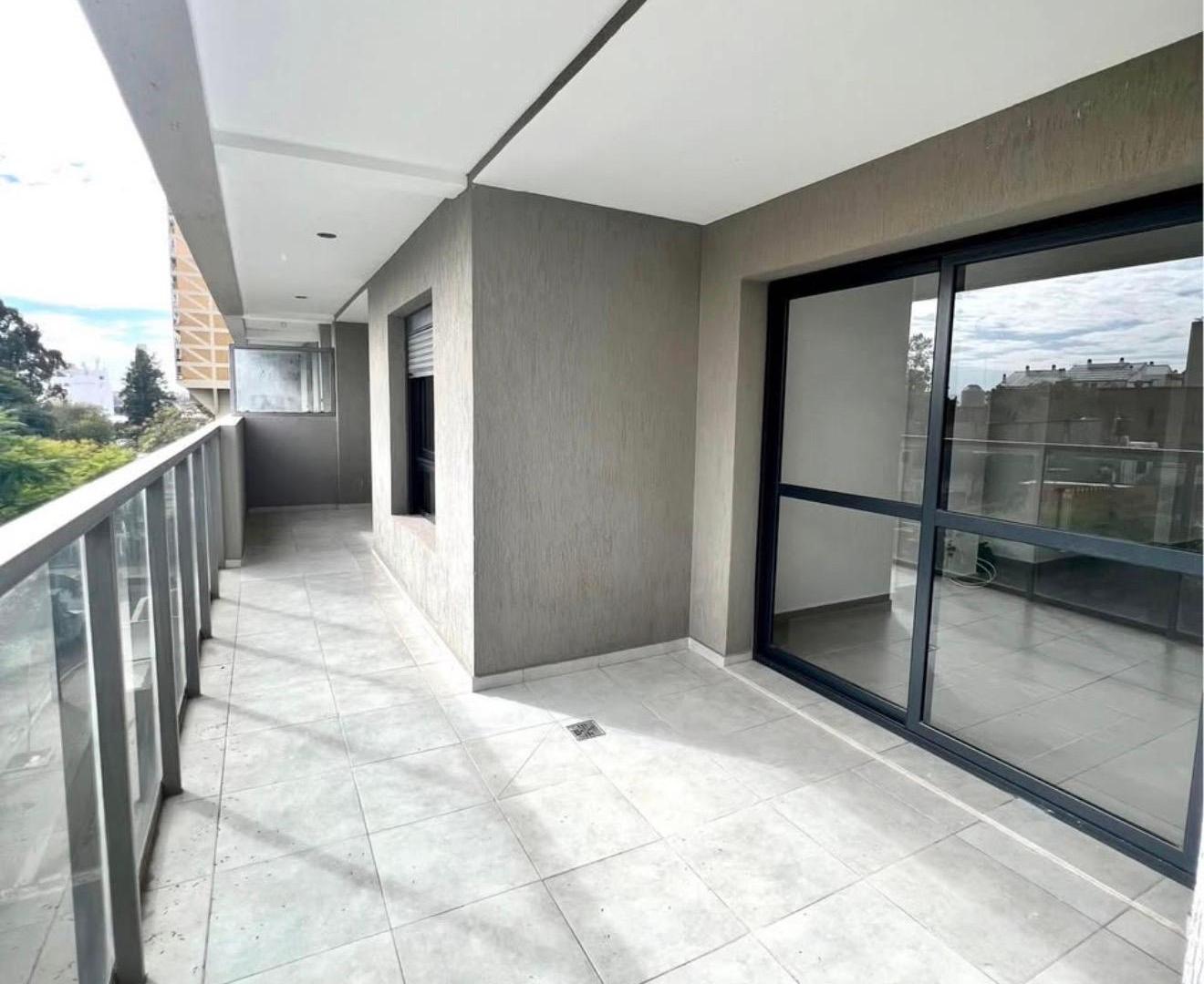 Foto de DEPARTAMENTO 2 DORMITORIOS CON COCHERA | BALCÓN GRANDE | PRIMERA CALIDAD, imagen 4