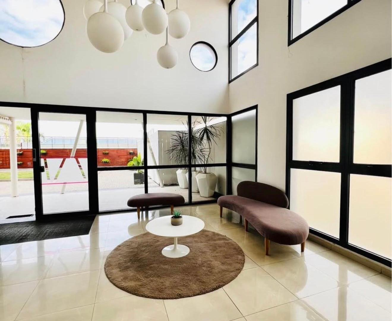 Foto de DEPARTAMENTO 2 DORMITORIOS CON COCHERA | BALCÓN GRANDE | PRIMERA CALIDAD, imagen 1