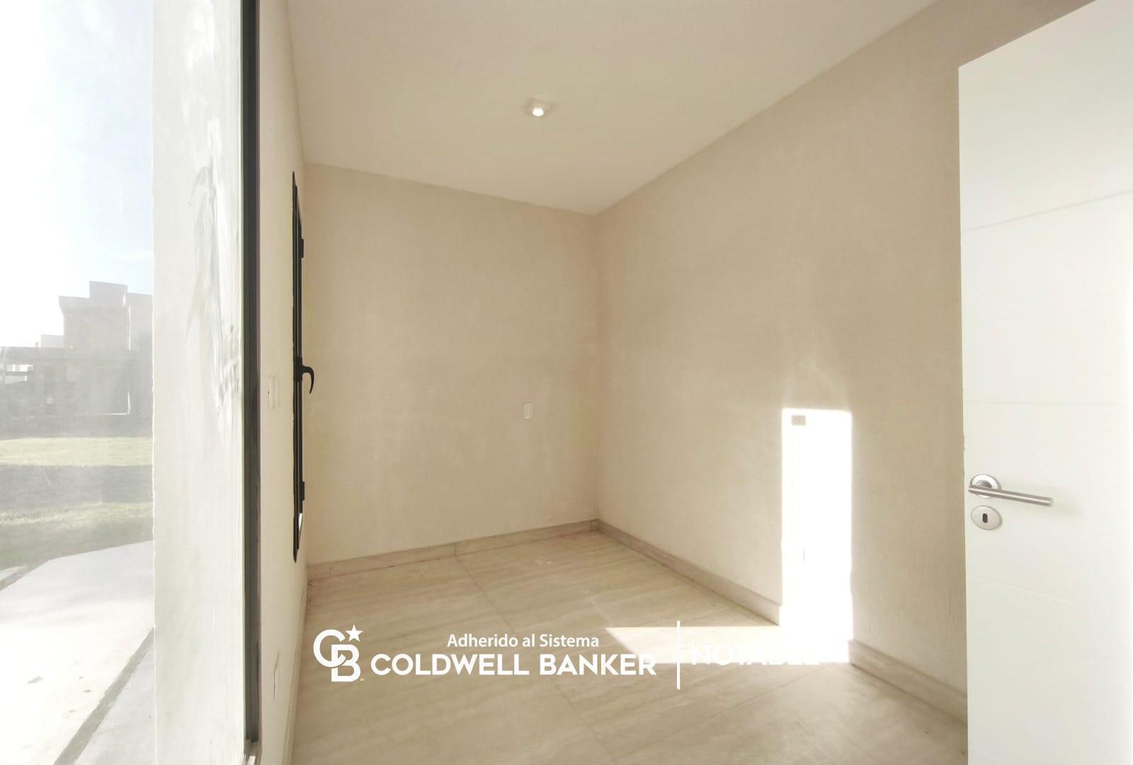 Venta / casa 200m ² Barrio privado Haras Santa Maria (financia 50%)