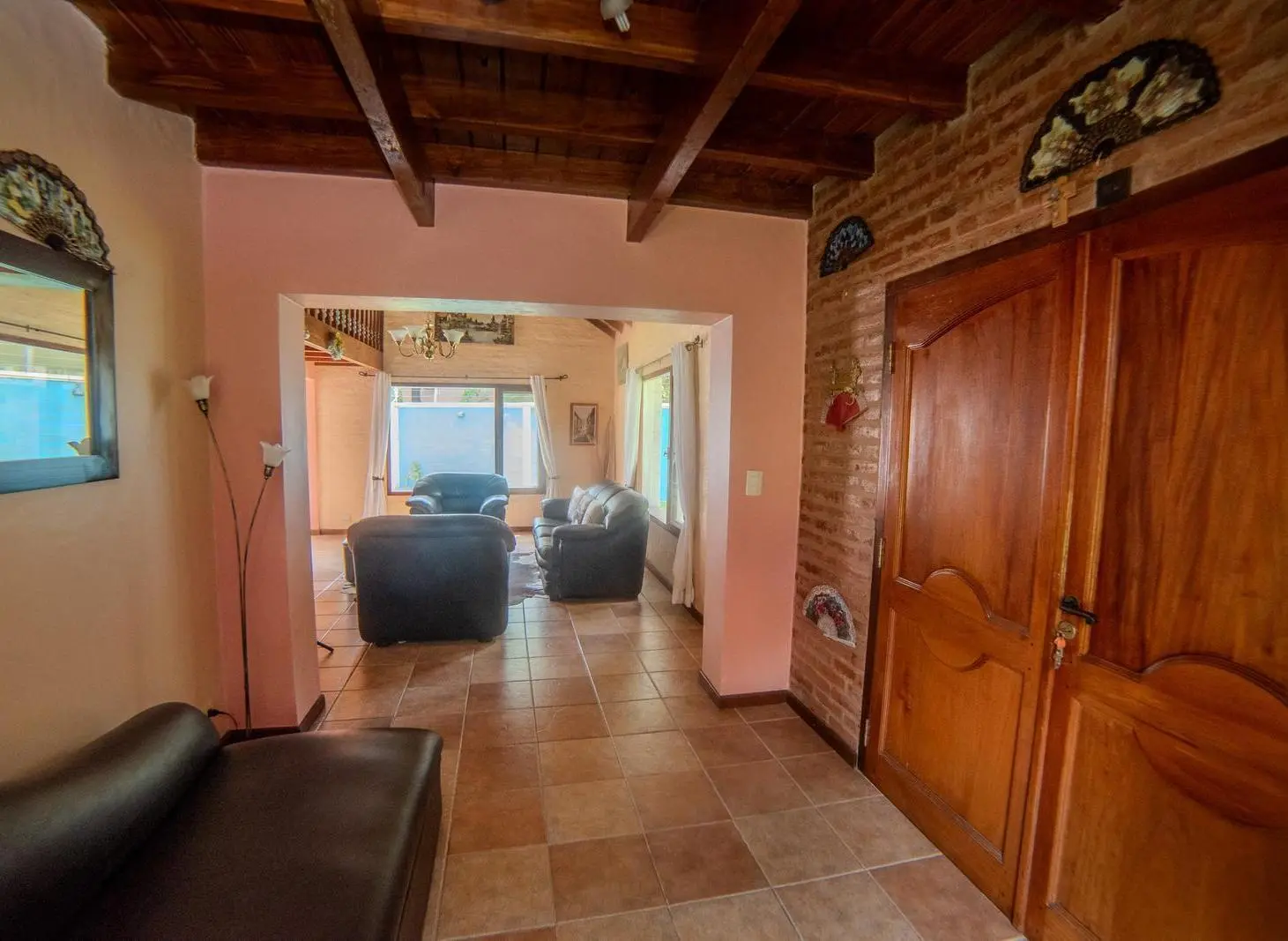 VENTA-CASA  350MTS ING. MASCHWITZ 4