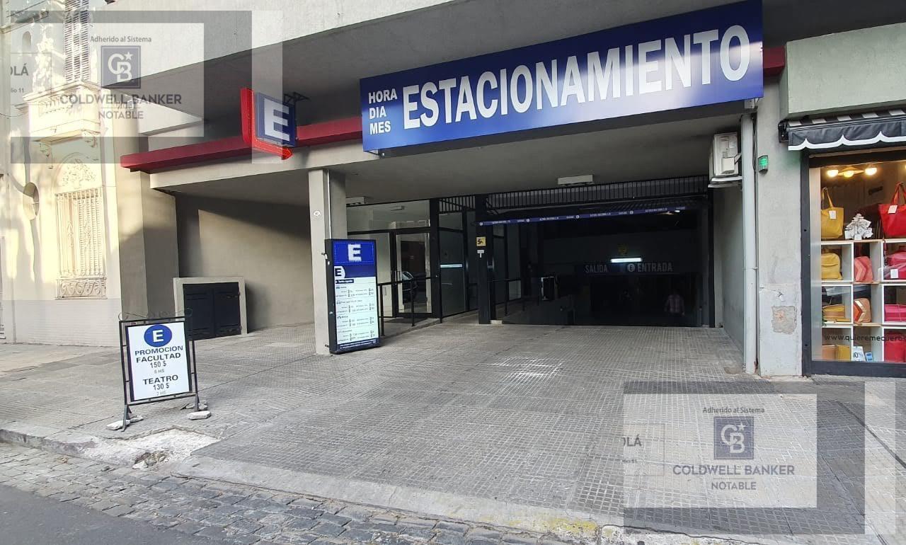 Oportunidad! Cochera Cubierta en Almagro, a metros de Avda. Cordoba