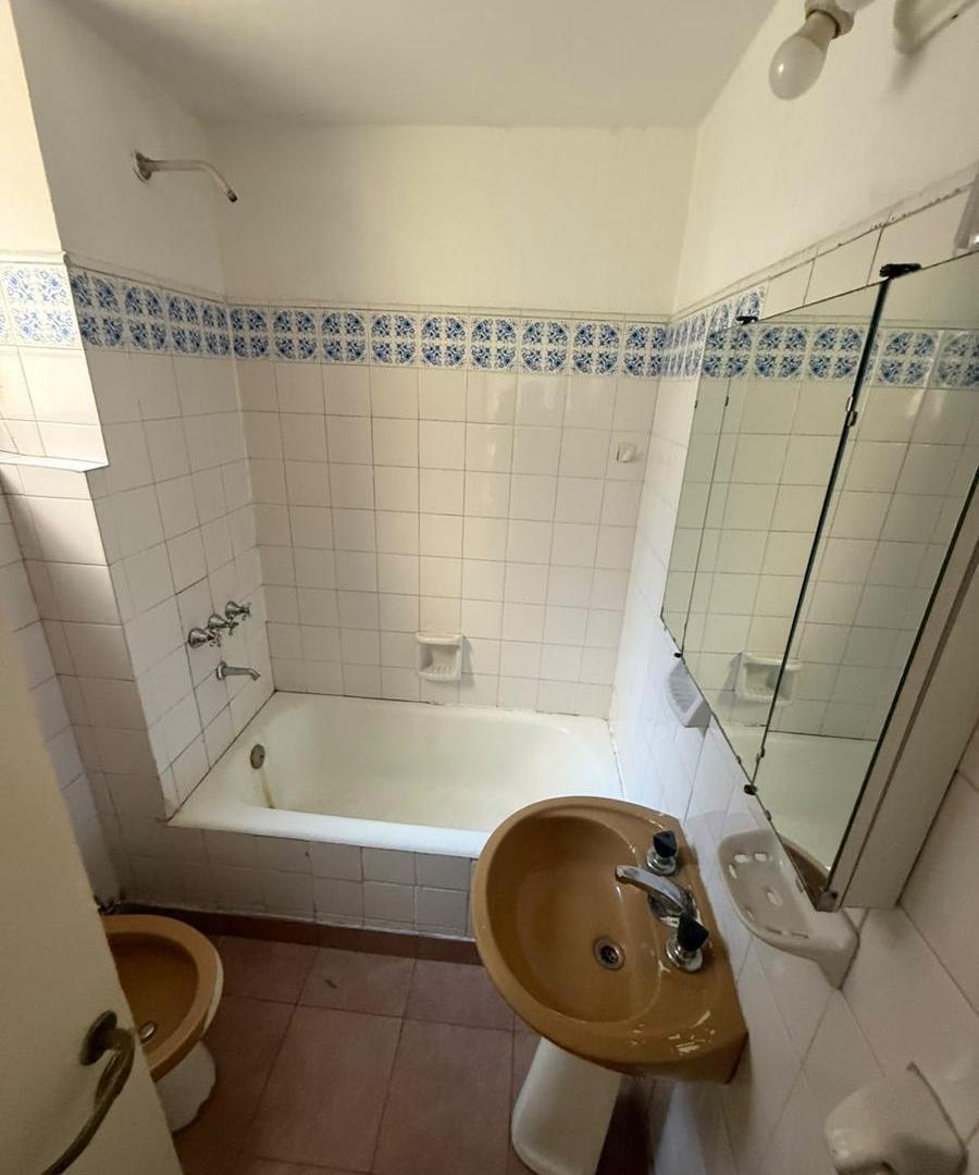 Foto de Venta de departamento de 2 ambientes en Parque Patricios, imagen 5