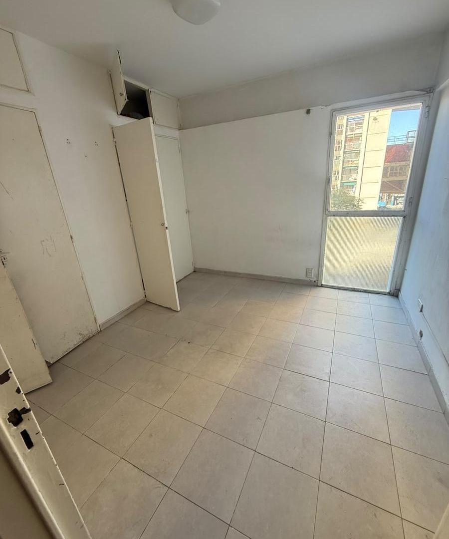Foto de Venta de departamento de 2 ambientes en Parque Patricios, imagen 3