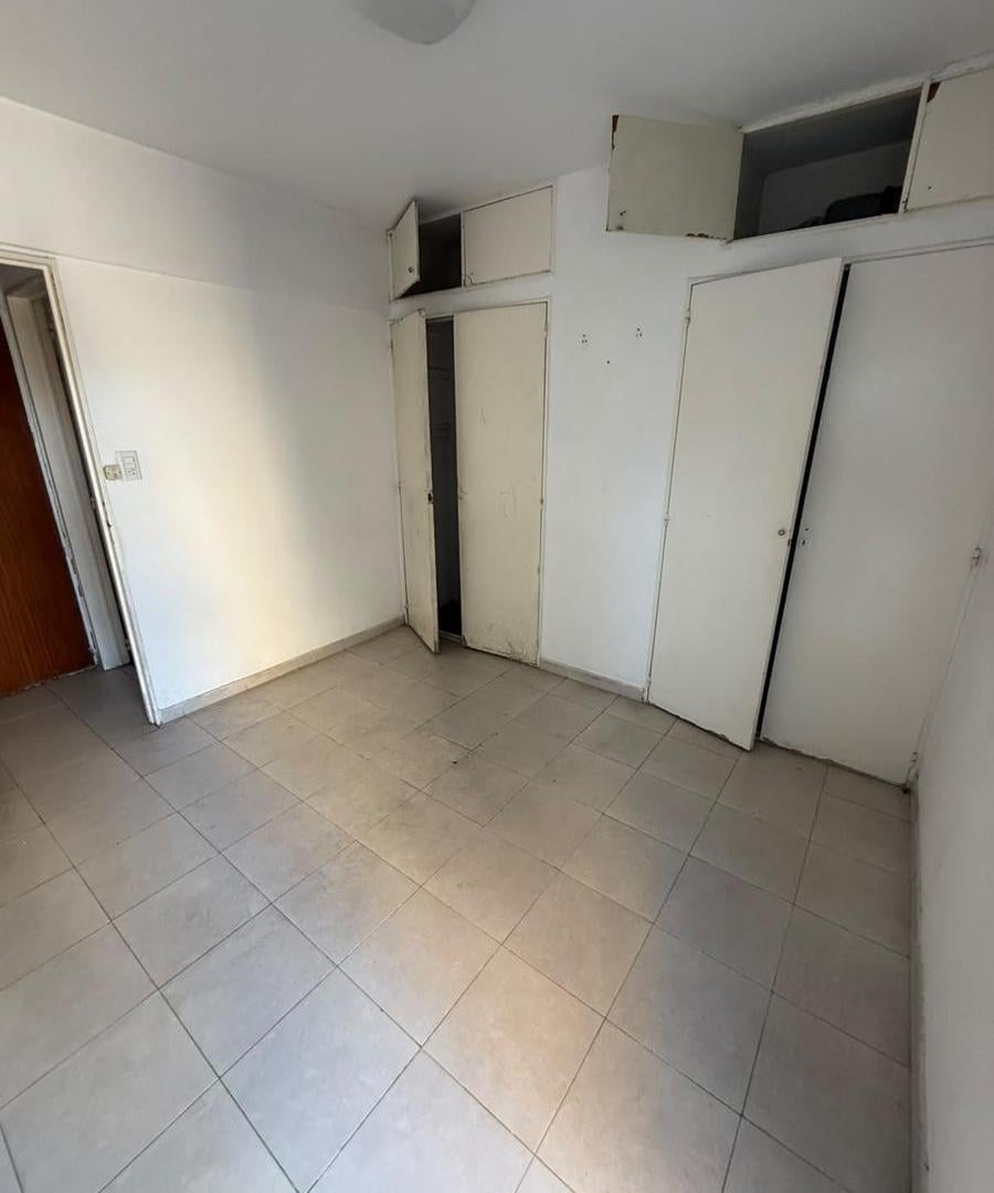 Foto de Venta de departamento de 2 ambientes en Parque Patricios, imagen 2