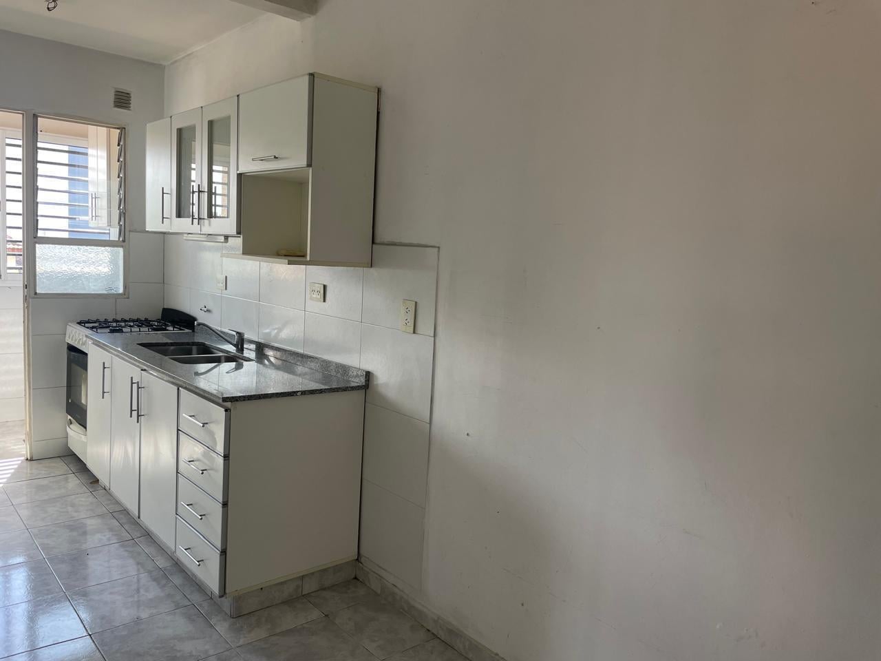 Foto de Venta de Departamento de 3 ambientes en Villa del Parque, imagen 1
