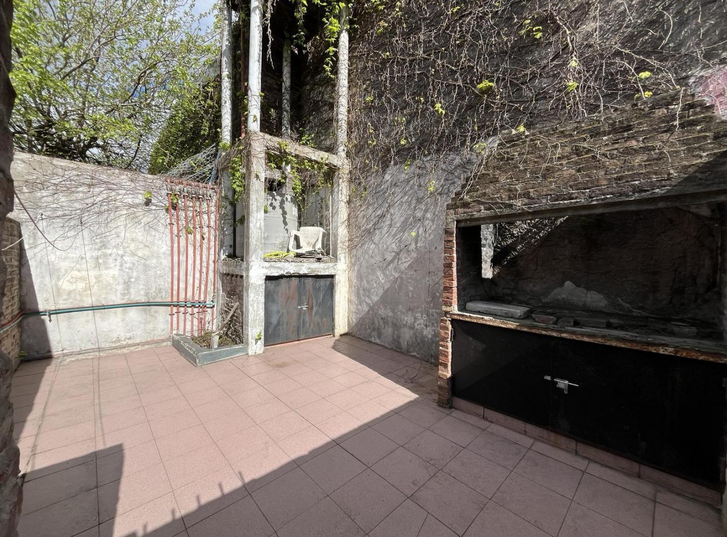 Foto de VENTA DE PH DE 3 AMBIENTES EN HELGUERA 700 GERLI, AVELLANEDA, APTO, imagen 3