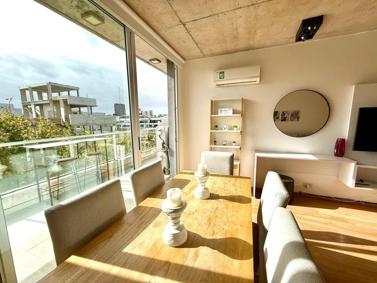 Excelente Departamento 2 ambientes 80 mt2 con balcón terraza en Palermo Hollywood 3