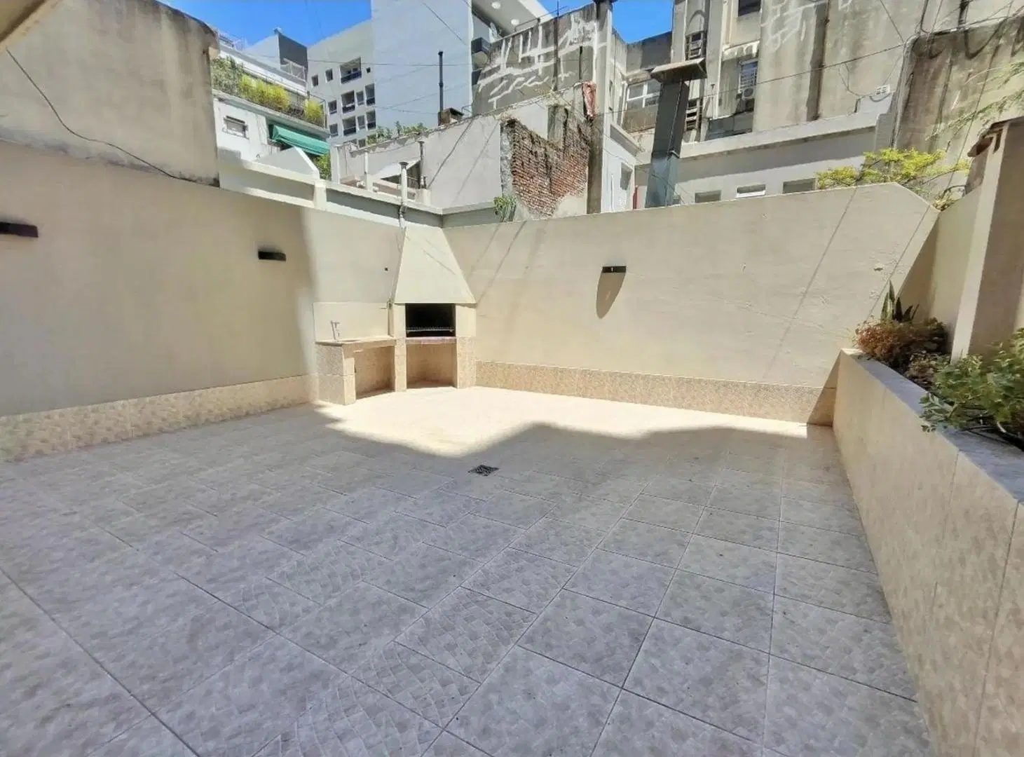 Departamento en Palermo, 2 ambientes con patio frente a Jardín Botánico 3
