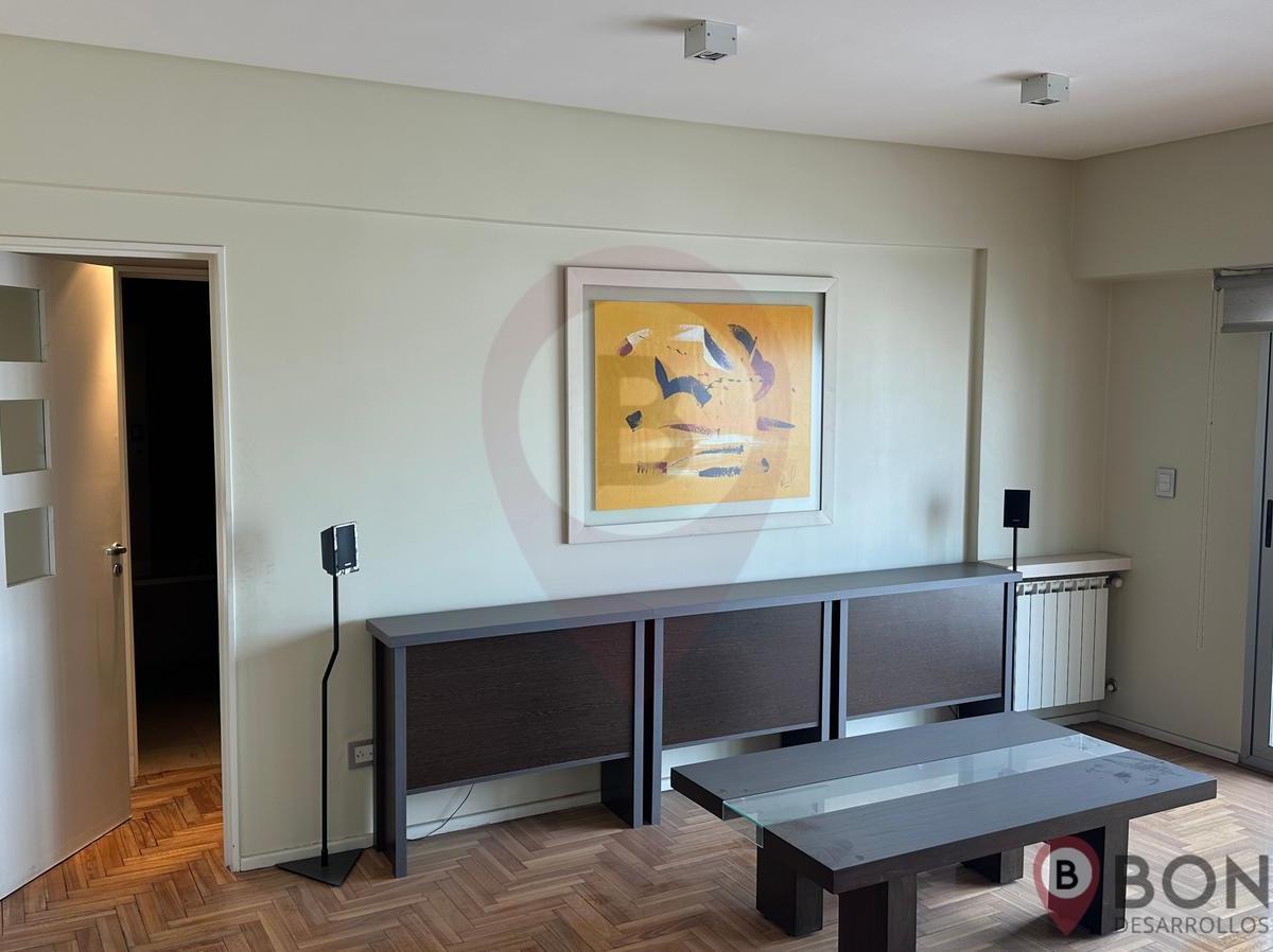 Departamento de 4 Ambientes con Cochera y Excelente Vista! 2