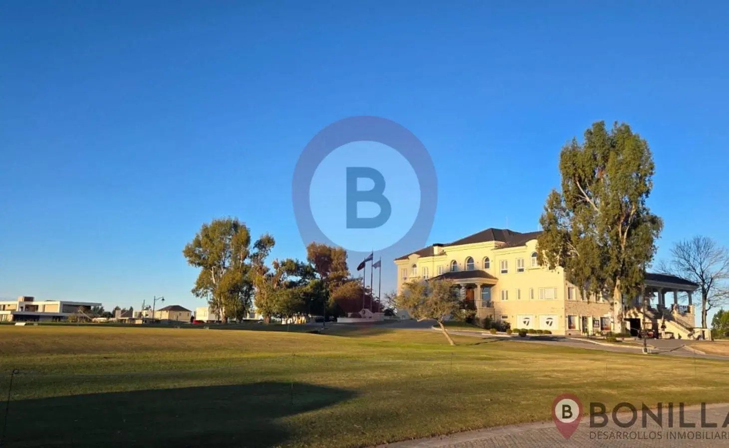 LOTE EN VENTA EN LA PROVIDENCIA GOLF 1 4