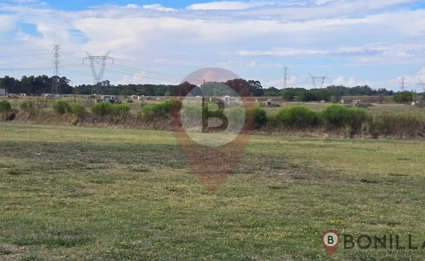 LOTE EN VENTA EN LA PROVIDENCIA LAKES 3 CON FONDO A LA LAGUNA!!! 8