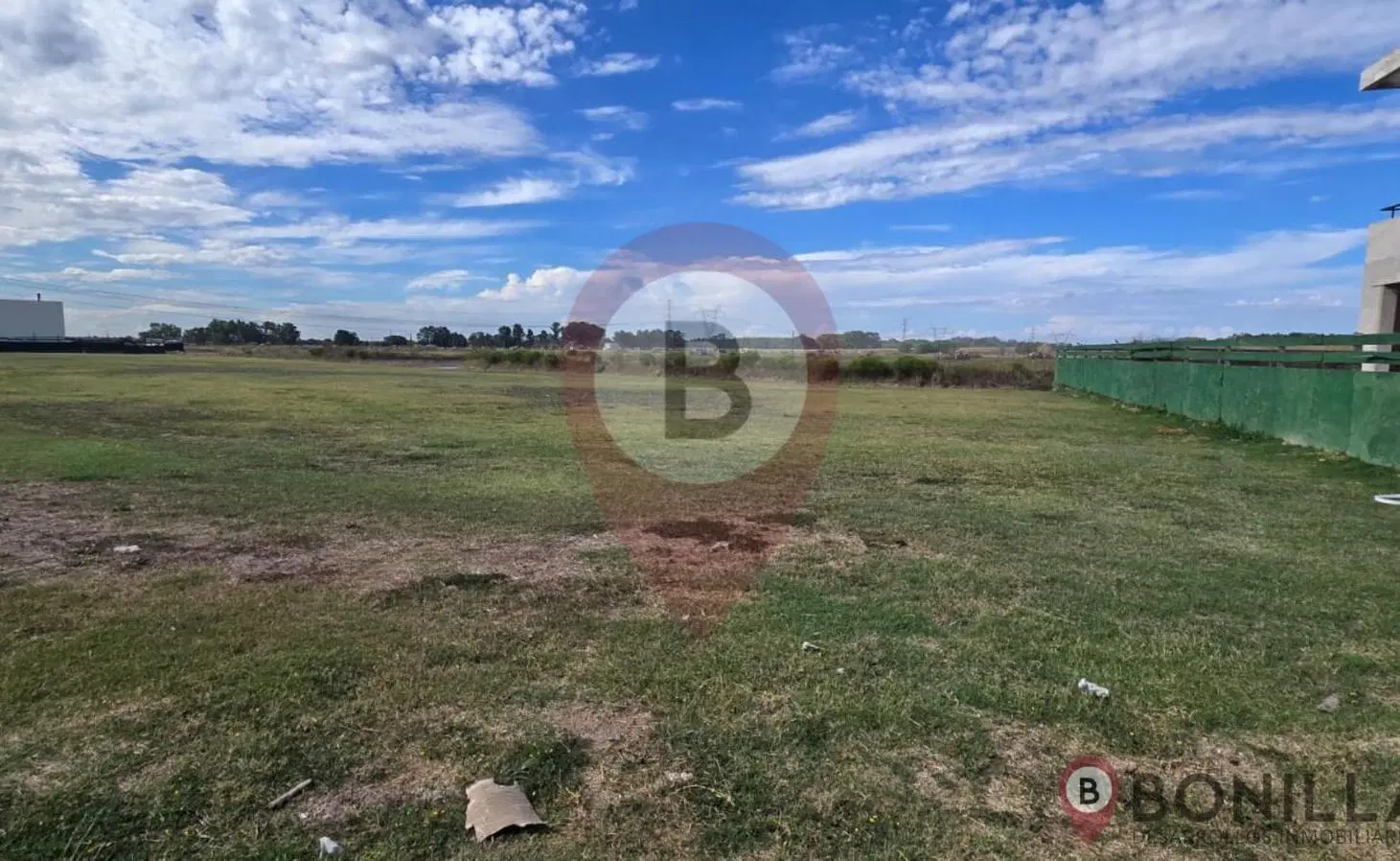 LOTE EN VENTA EN LA PROVIDENCIA LAKES 3 CON FONDO A LA LAGUNA!!! 4