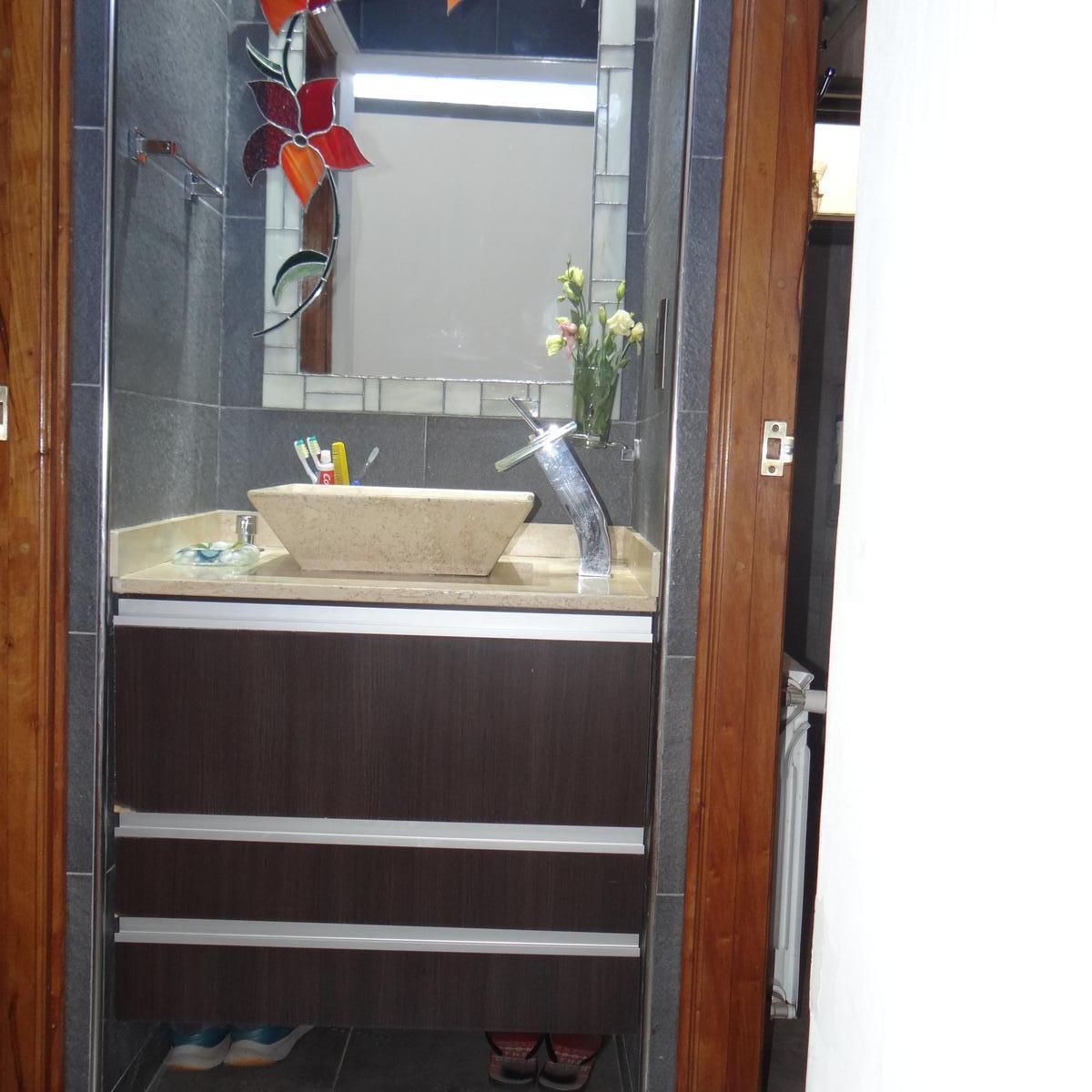 Casa de Dos Plantas en Venta! Barrio Privado 4