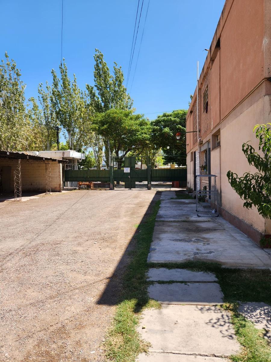Departamento en Venta! Amplio y Luminoso 5