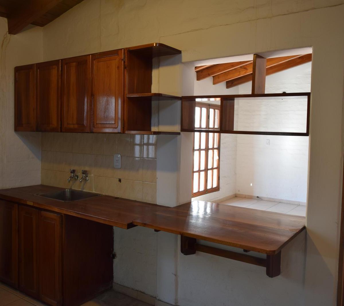 Casa de Dos Plantas en Venta! Muy Amplia y Luminosa 4