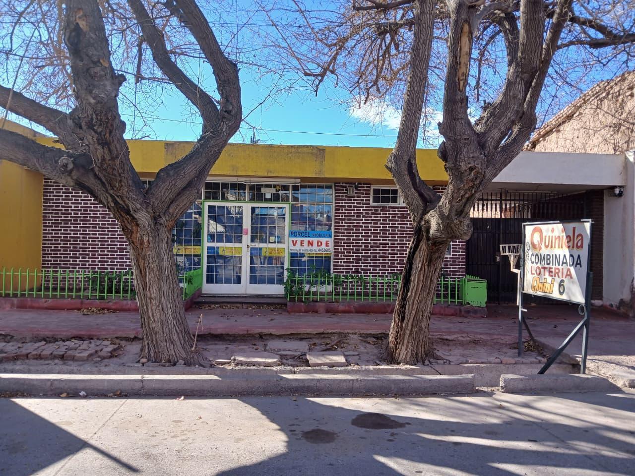 Foto de Casa con Local Comercial en Venta - Guaymallén, imagen 1