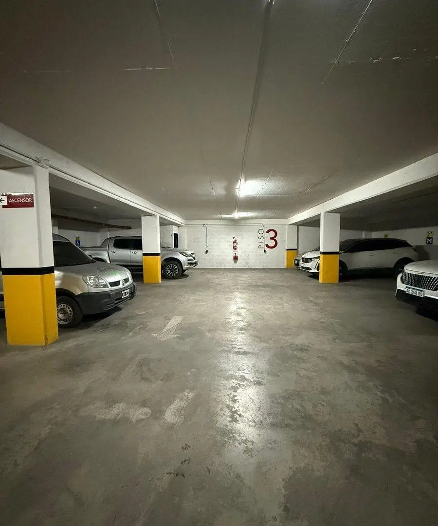 VENTA COCHERAS EN TERRAZAS PARKING CENTRO V.MARIA 3