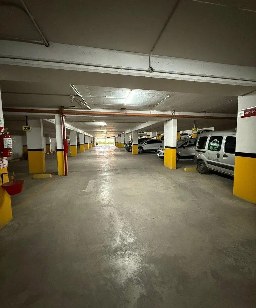 VENTA COCHERAS EN TERRAZAS PARKING CENTRO V.MARIA 4