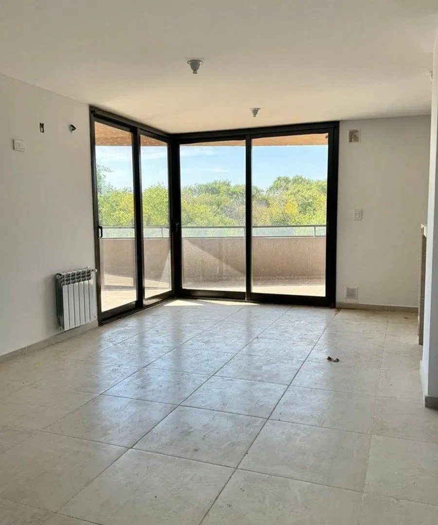 EN VENTA DTO 3 DORM. FRENTE AL RIO "AMALFI"V.MARIA 5