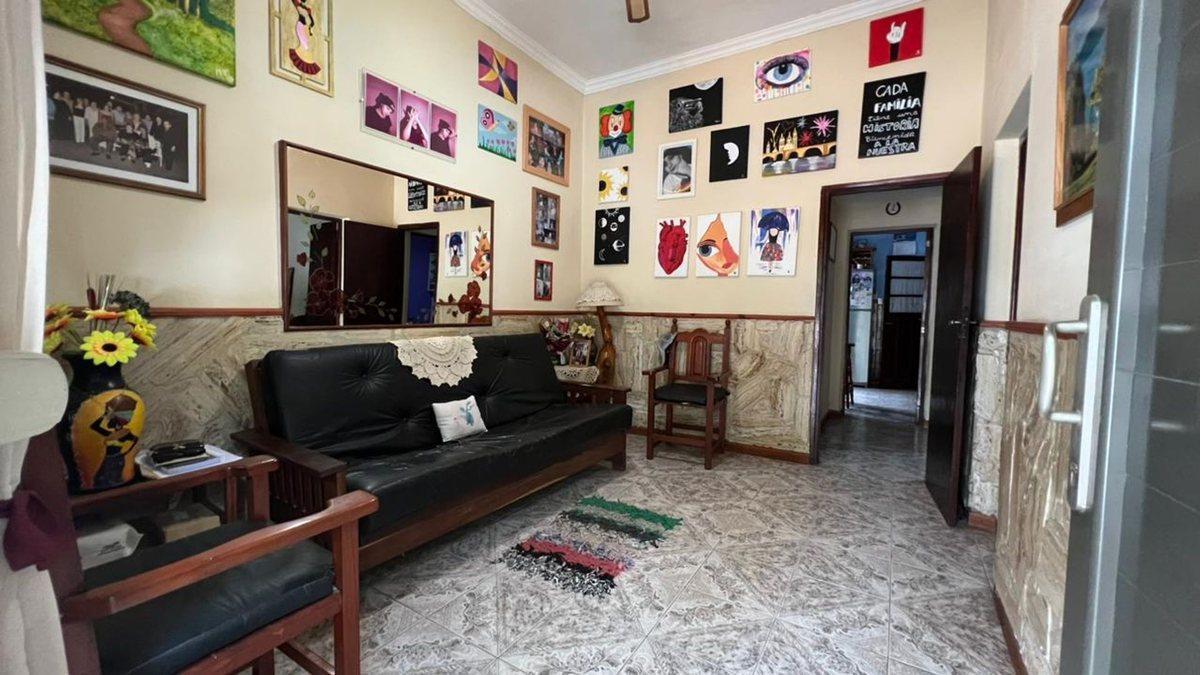 Foto de SE VENDE CASA 4 DORM B° AMEGHINO, V.M. C/ESCRITURA, imagen 2