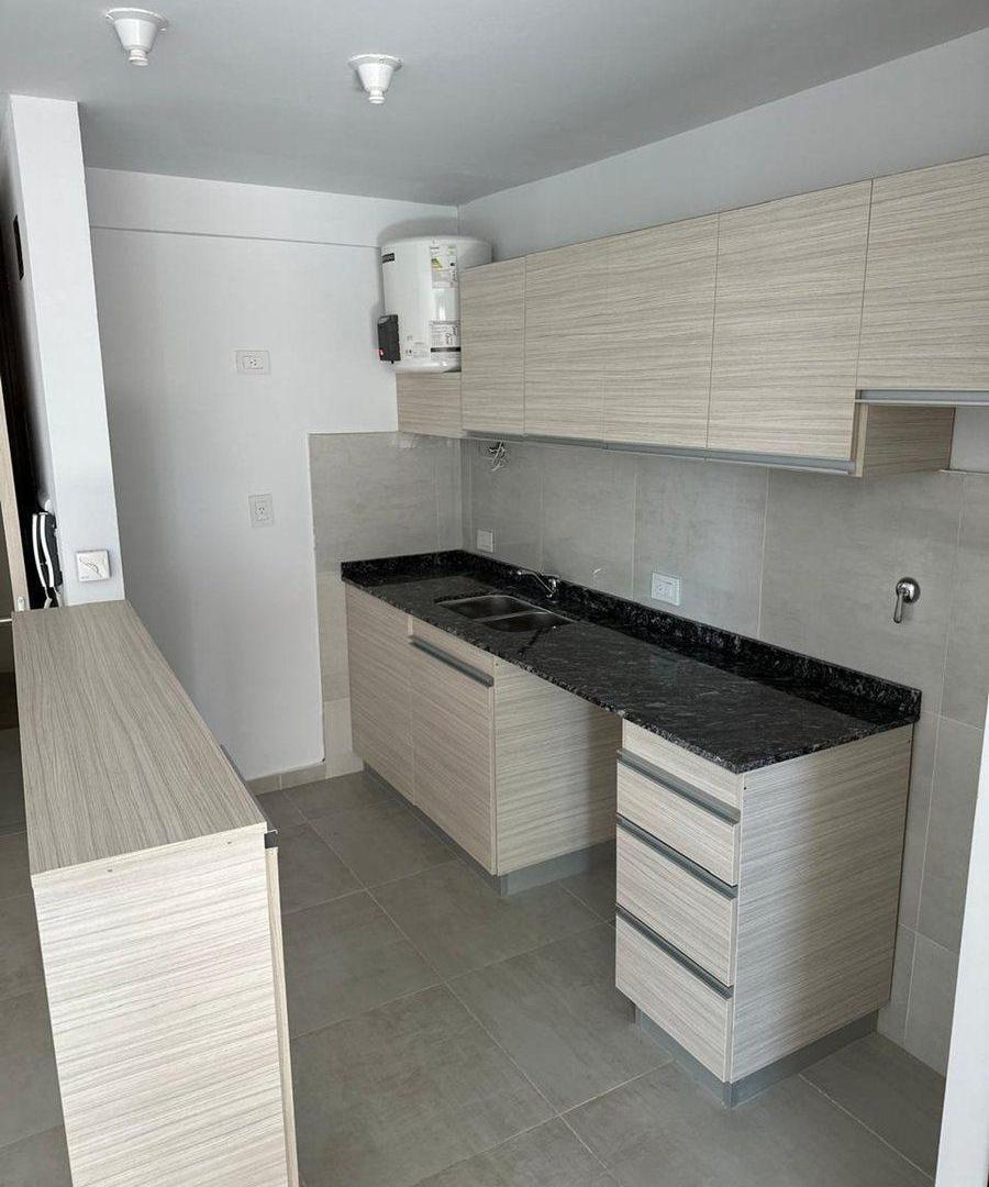 Foto de EN VENTA DTO 1 DORM. EN "AMALFI" COSTANERA V.MARIA, imagen 1