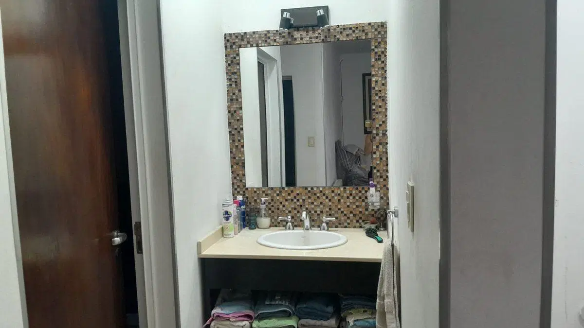 VENTA CASA 4 DORM. B° S.JUAN BAUTISTA C/PILETA V.M 2
