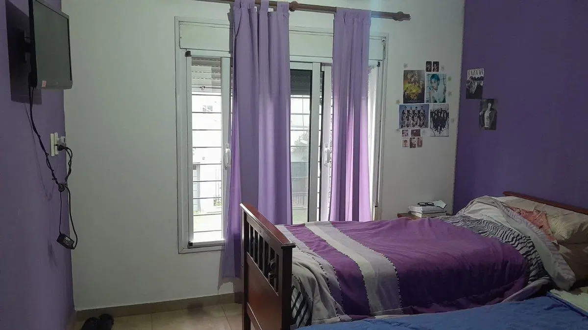 VENTA CASA 4 DORM. B° S.JUAN BAUTISTA C/PILETA V.M 4