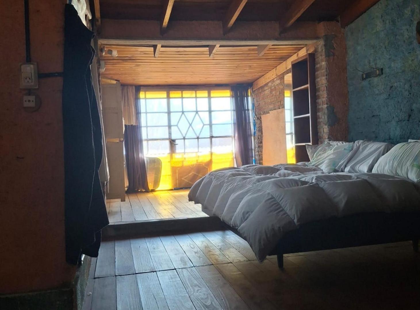 Foto de EN VENTA 2 CASAS B°GUEMES V. MARÍA. Z. ESC TRABAJO, imagen 2