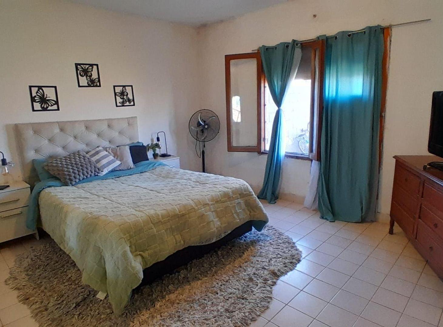 Foto de SE VENDE CASA 2 DORMIT EN LOCALIDAD DE TICINO, imagen 3