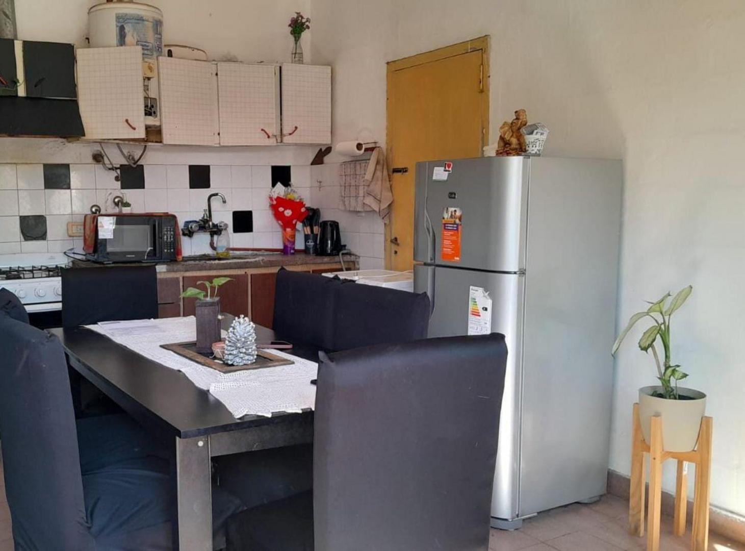 Foto de SE VENDE CASA 2 DORMIT EN LOCALIDAD DE TICINO, imagen 1